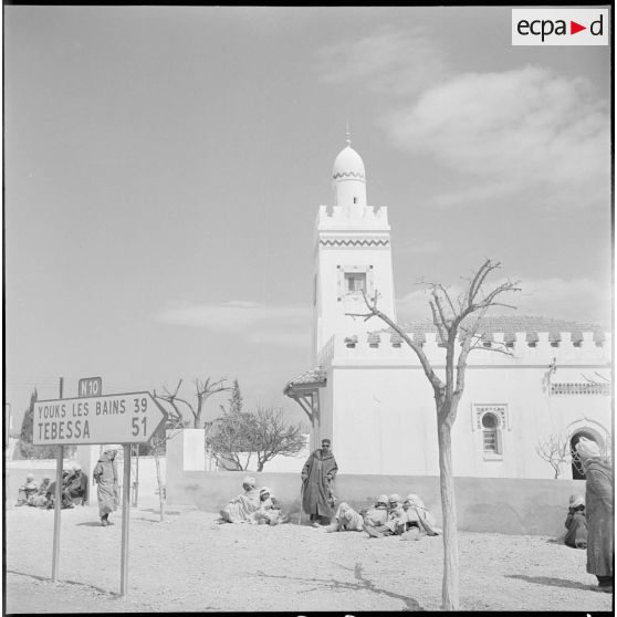 Une ville dans la région de Tebessa. [Description en cours]