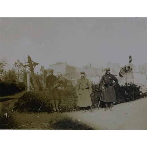 Lacroix, Sautz et Robin. [légende d'origine]