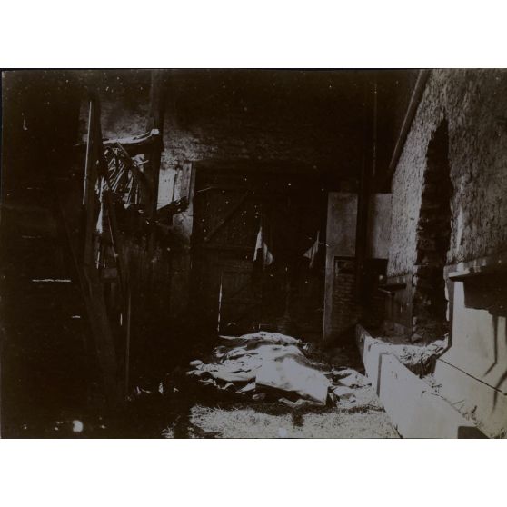 Le dépôt mortuaire de Bros. [légende d'origine]