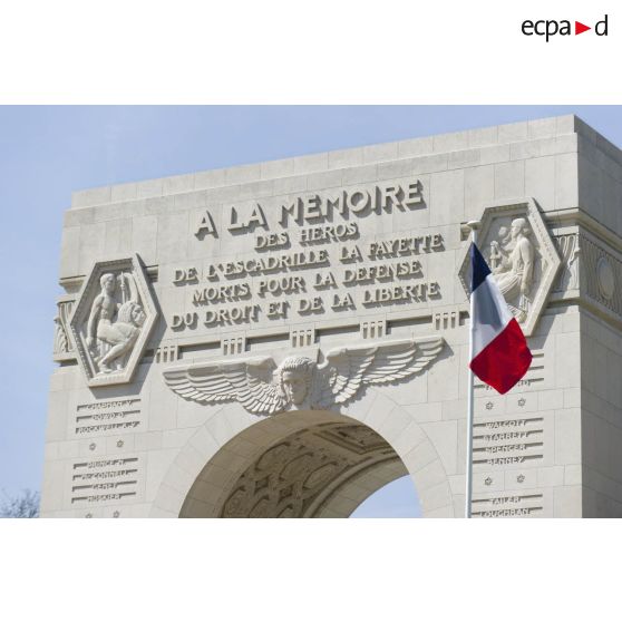 Centenaire de l'escadrille La Fayette à Marnes-la-Coquette.