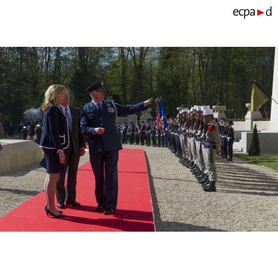 Centenaire de l'escadrille La Fayette à Marnes-la-Coquette.