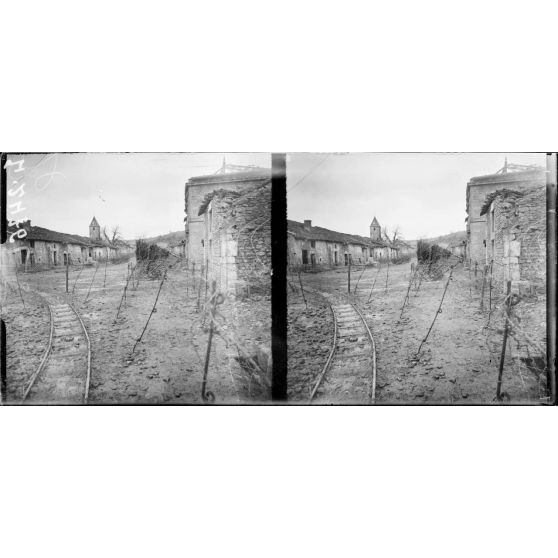 Mont-sur-Côtes, un coin du village. [légende d'origine]