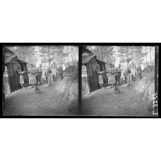 Prouilly (Marne). Gare de ravitaillement. Des cantonnements. [légende d'origine]