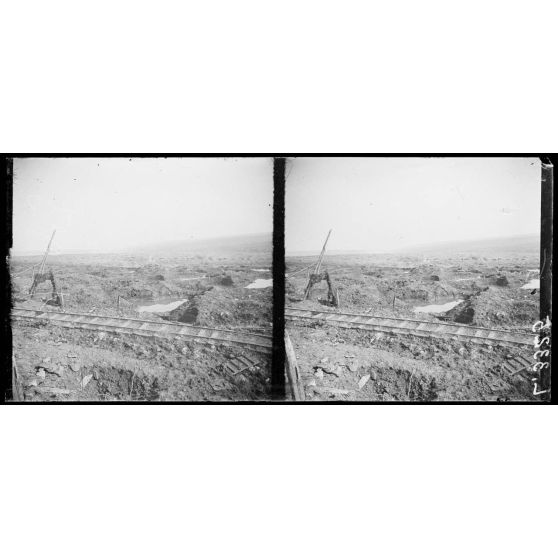 Près de Douaumont, Meuse. Le ravin de la Caillette. [légende d'origine]