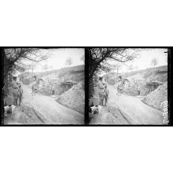 Verdun, cote 326, les abris. [légende d'origine]