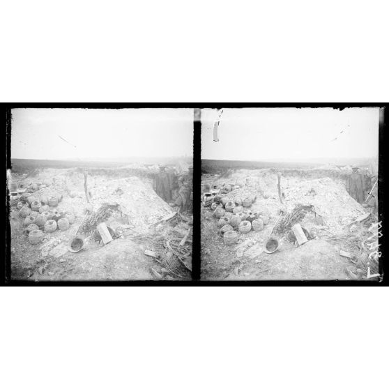 Devant Villers-Bretonneux (Somme). Les lignes occupées par le 3e tirailleurs. [légende d'origine]