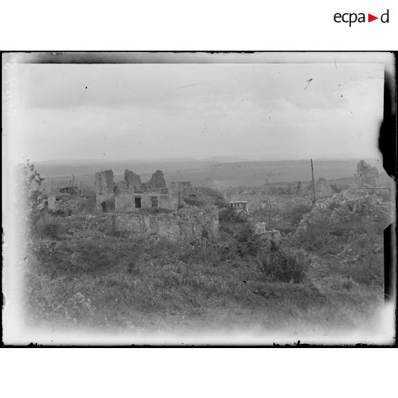 Montfaucon (Meuse). Vue du village. [légende d'origine]