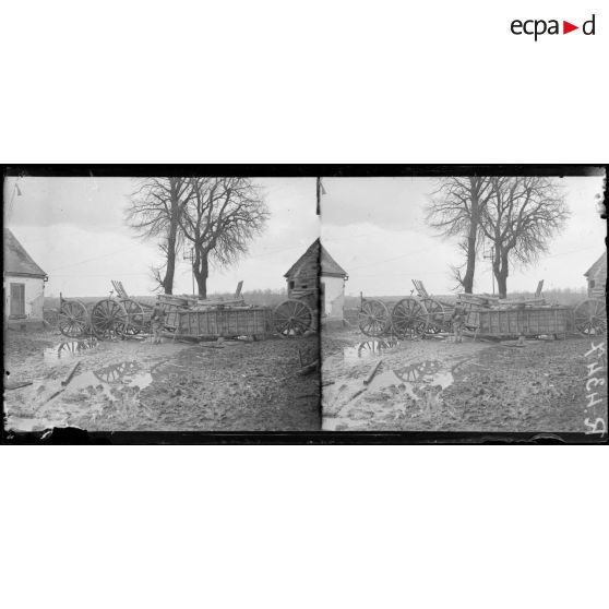 Merville-aux-Bois (Somme). La barricade du village. [légende d’origine]