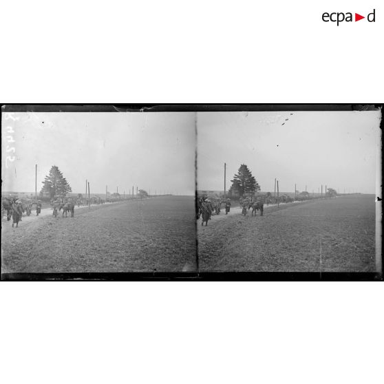 Près de Noyers-Saint-Martin (Oise), l'armée américaine monte en ligne. [légende d'origine]