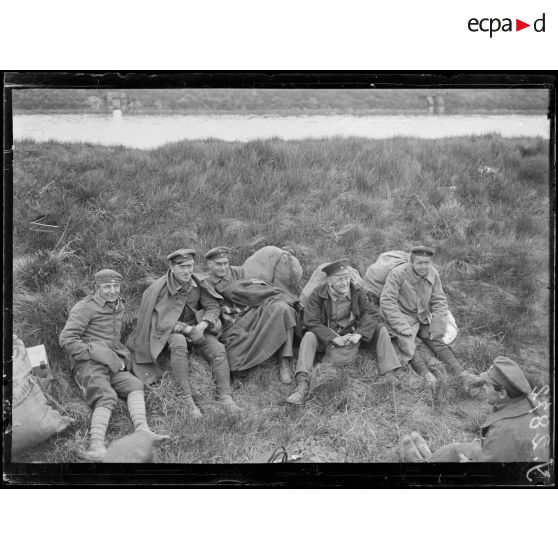 Environs de Compiègne (Oise). Evacuation de prisonniers allemands. [légende d’origine]