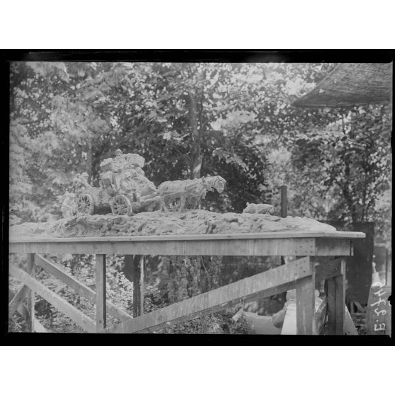 Châlons sur Marne. Maquette pour la décoration du buffet des permissionnaires (fondation de la Croix Rouge américaine). La roulante. [légende d'origine]