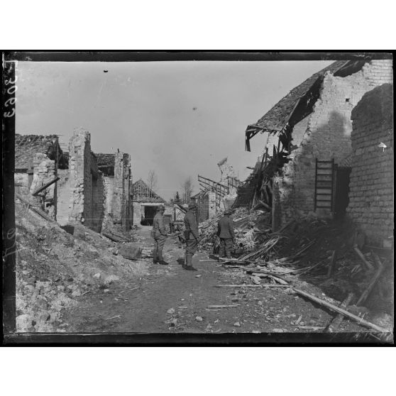 Beaumont. Marne. La rue principale. [légende d'origine]