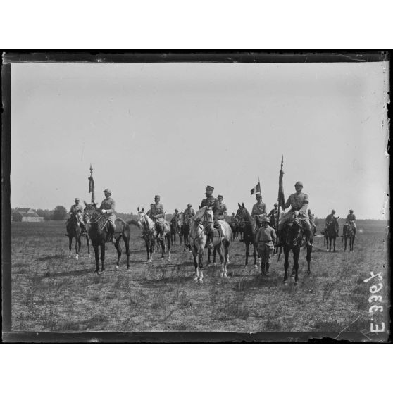 [Marne.Châlons sur Marne.Revue de la 1re Division de cavalerie.]
