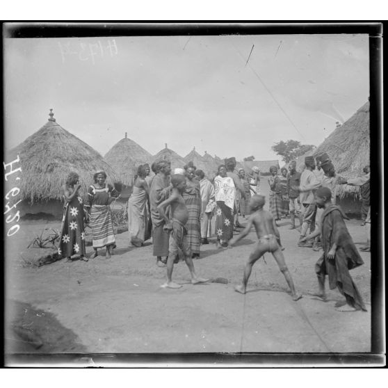 Tibati. Camp des tirailleurs. [légende d'origine]