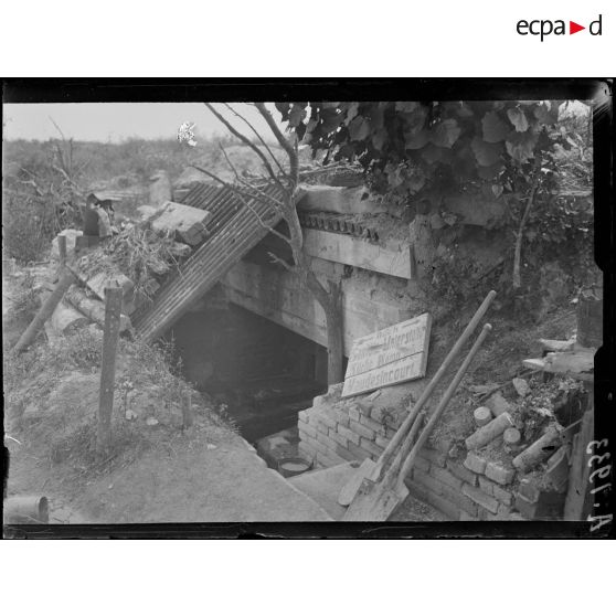 Aubérive. Marne. Ancien poste sanitaire allemand. [légende d'origine]