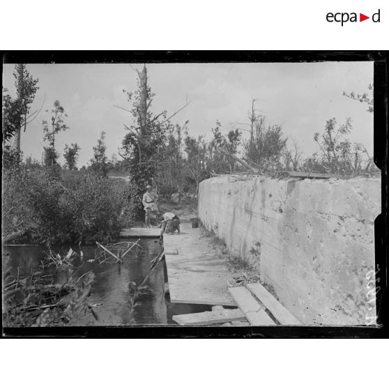 Aubérive. Marne. La Suippe dans le Petit. (Aubérive). [légende d'origine]
