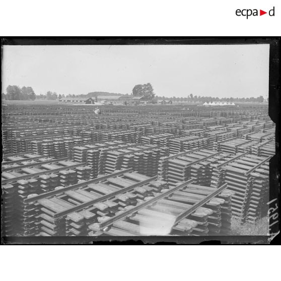 La Maltournée. Marne. Dépôt de rails pour voies de 0,60. [légende d'origine]