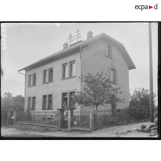 Dannemarie, Alsace. La poste. [légende d'origine]