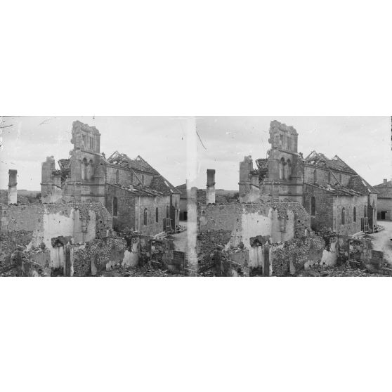 Louppy-le-Château. Vue générale des ruines. [légende d’origine]