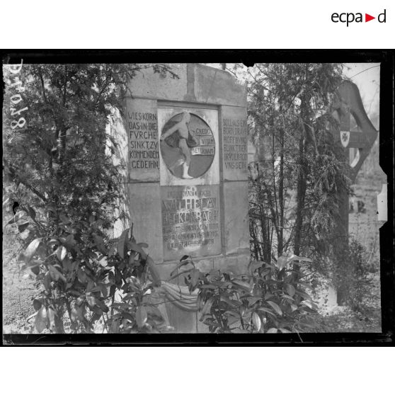 Cuts (Oise). Tombe d’officier allemand. [légende d'origine]