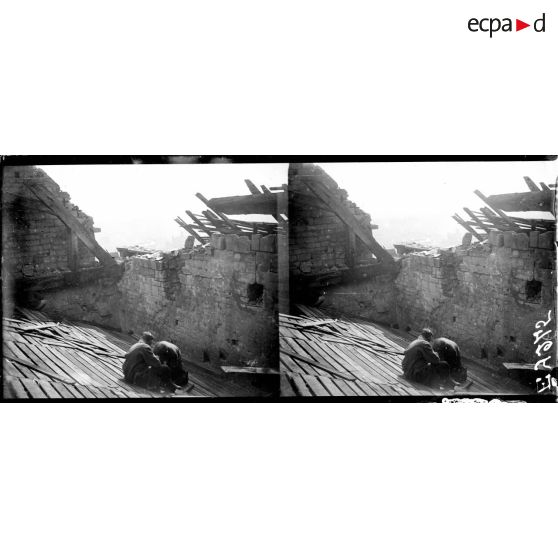 La couverture de la cathédrale de Verdun. [légende d'origine]