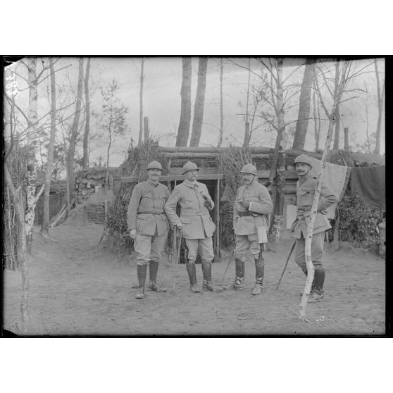 Le général Guignabaudet et le général de Laporte d'Hust. [légende d'origine]