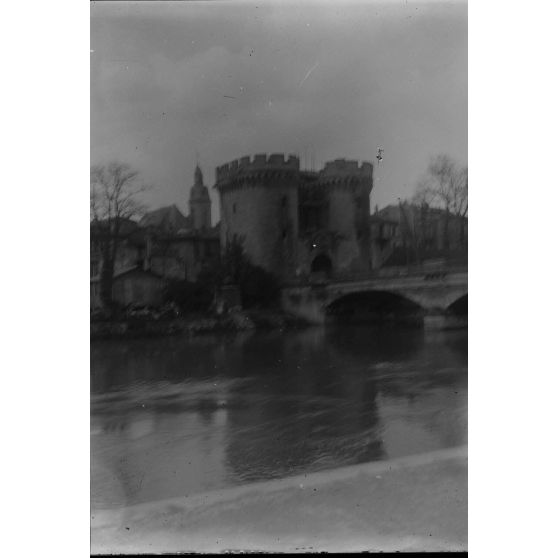 2-4. [Verdun, la porte de la Chaussée, s.d.]