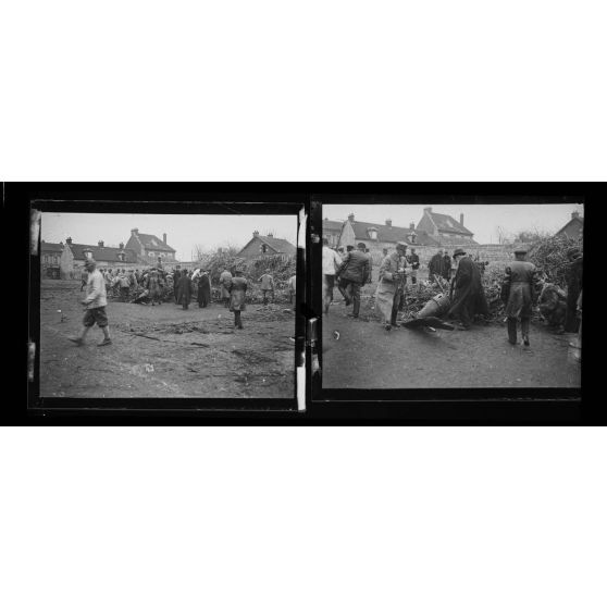 Débris de zeppelin abattu à Compiègne - 1917. [légende d'origine]