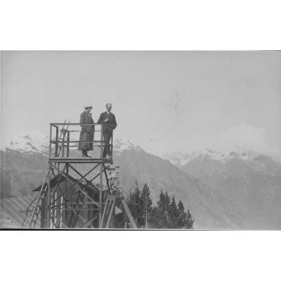 [Expérimentations de tir au sommet de Prégentil (Oisans), 1918.]