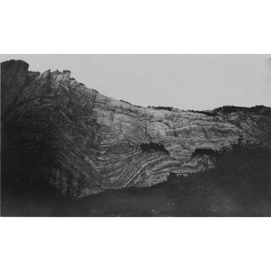 [Expérimentations de tir dans l'Oisans. Paroi de Prégentil depuis l'observatoire des Zigzags, 1918.]