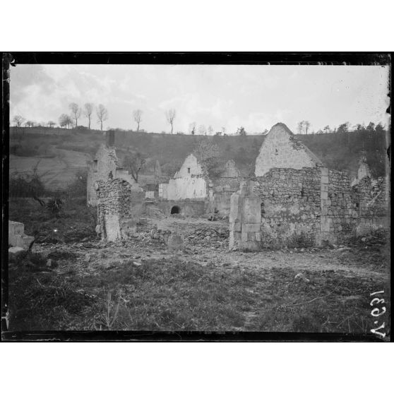 Jumigny, Aisne, ruines. [légende d'origine]