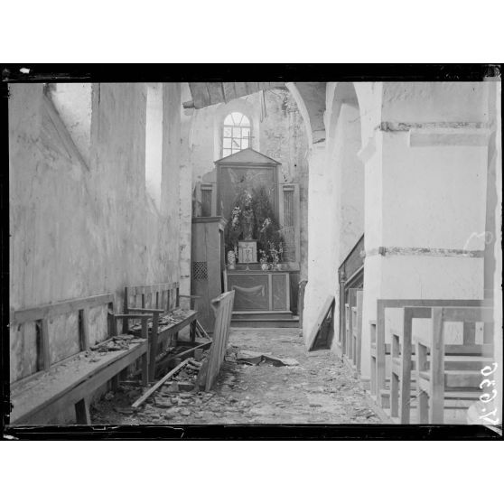 Oulches, Aisne, intérieur de l'église. [légende d'origine]