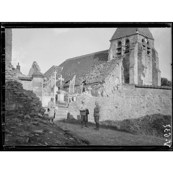 Oulches, Aisne, l'église. [légende d'origine]