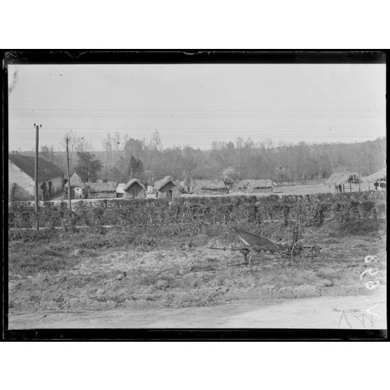 Ferme Voisin, près de les Venteaux (commune de Montigny-sur-Vesles). [légende d'origine]