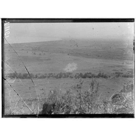 Eclatement près de la gare de Doiran pris de la cote 227. [légende d'origine]