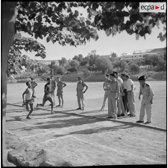 Epreuve de course à pied au Camp des chasseurs du 8e RIM. [légende d'origine]