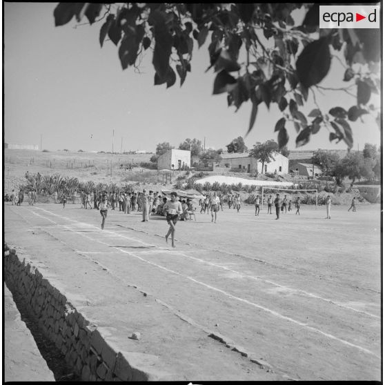Epreuve de course à pied au Camp des chasseurs du 8e RIM. [légende d'origine]