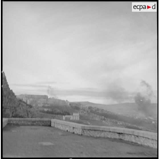 [Vue sur les alentours des cantonnements du 2/8e RIM à Tissemiran.]