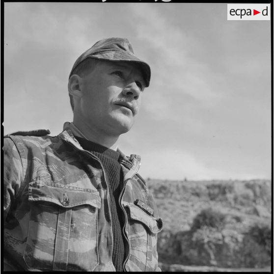 [Portrait d'Arthur Smet dans le Vieux Saïda.]