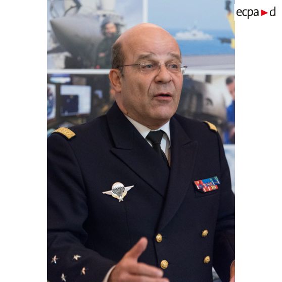 L'amiral Christophe Prazuck, CEMM (chef d'état-major de la Marine), présente ses voeux lors d'un discours aux RCIT(réservistes citoyens) et aux associations de la Marine à la Rotonde de l'Ecole militaire.