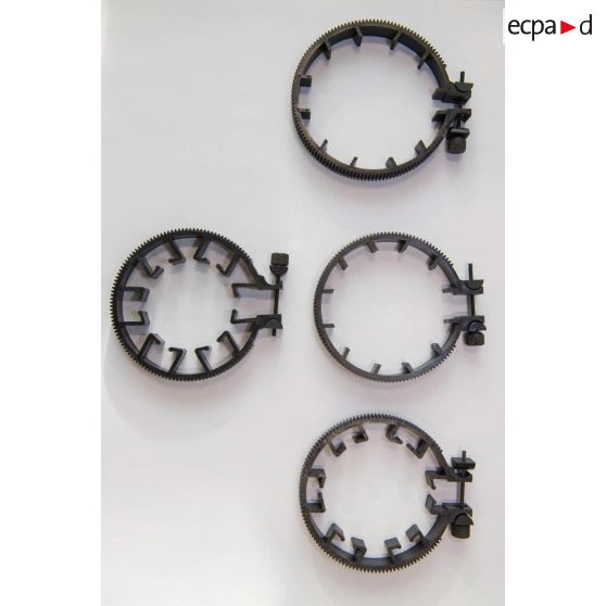 Photographie de bagues adaptatrices pour objectifs Nikon D5 pour un rapport technique spécifique en compte rendu au fournisseur Images distribution.