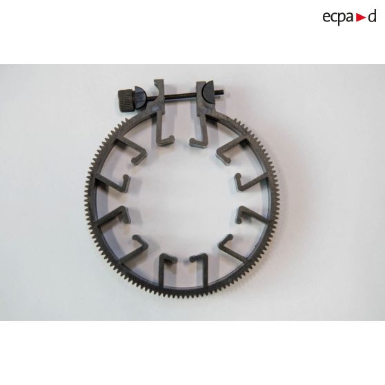 Photographie de bagues adaptatrices pour objectifs Nikon D5 pour un rapport technique spécifique en compte rendu au fournisseur Images distribution.