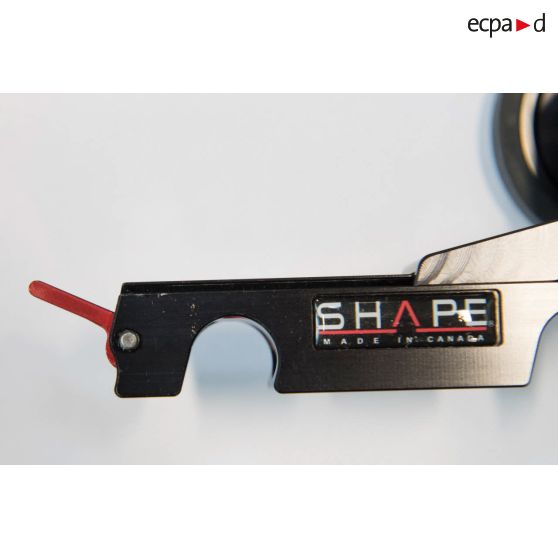 Photographie de bagues adaptatrices pour objectifs Nikon D5 pour un rapport technique spécifique en compte rendu au fournisseur Images distribution.