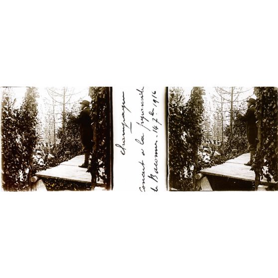 Champagne. Concert à la pyramide de Baconnes. 14 7bre 1916. [légende d'origine]