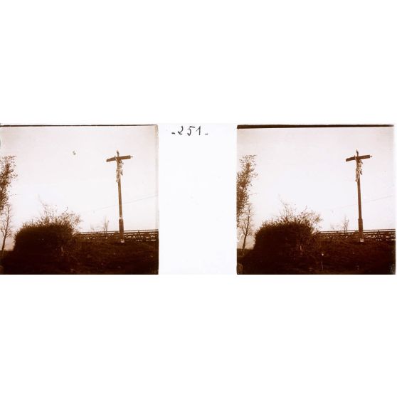 -251- [Calvaire détruit.]