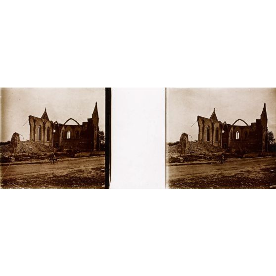[Eglise détruite.]