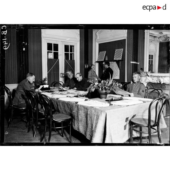 Paris. Salle de lecture pour permissionnaires belges. [légende d'origine]