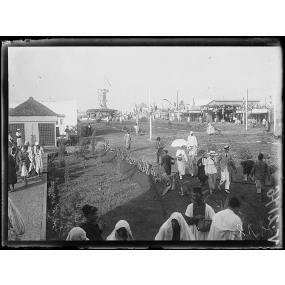 Maroc. Foire de Rabat. Vue d'ensemble. [légende d'origine]