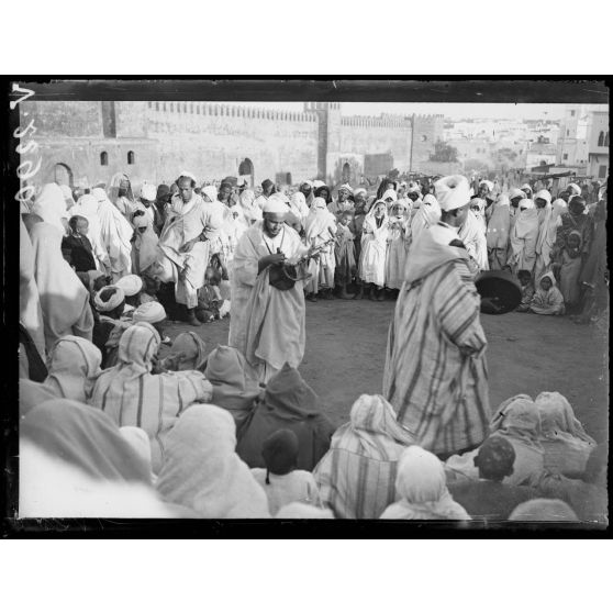 Rabat. Fête de l'Achoura, premier de l'An arabe. Les musiciens. [légende d'origine]