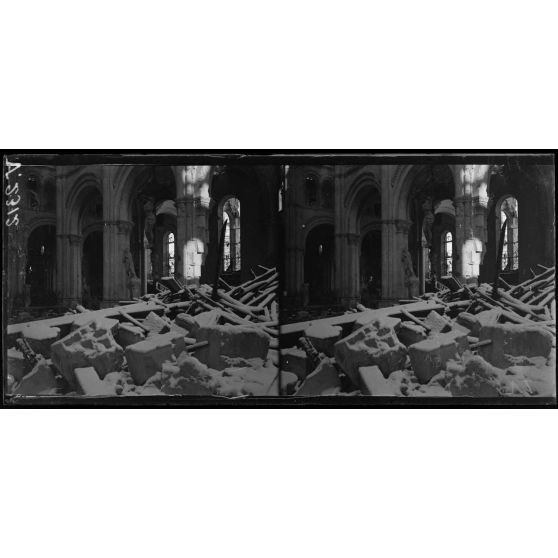 Reims, intérieur de l'église Saint-André. [légende d'origine]